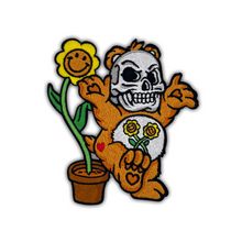 Load image into Gallery viewer, Friend Skull Bear
