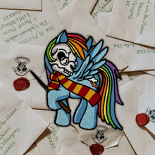 Load image into Gallery viewer, HP Dash Skull Pony
