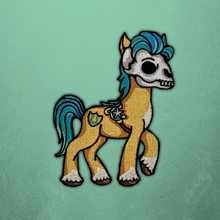 Load image into Gallery viewer, Hitch Pony Skull
